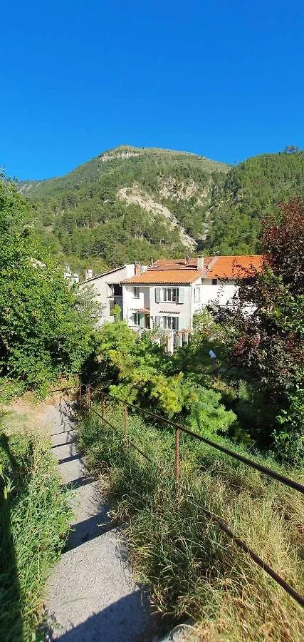 La Tiniera A Luceram - Maison Renovee 2023- Terrasse - Wifi - Village Des Creches Holiday home